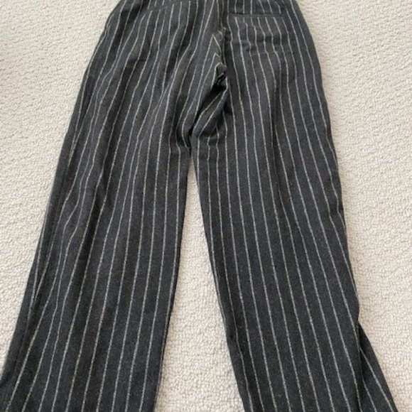 Aritzia 9 point pants - Picture 6 of 6